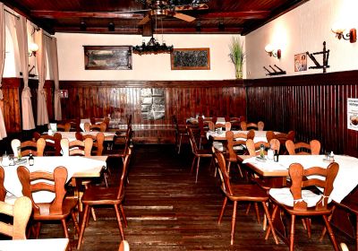 Private room — seating area